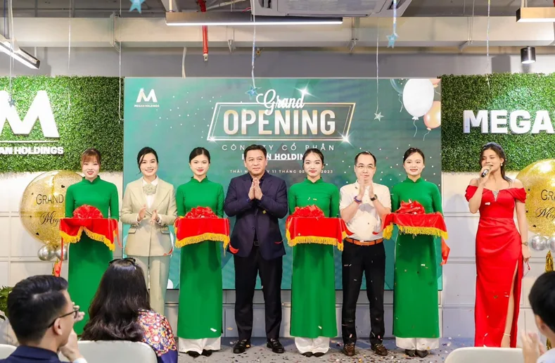 Ông Nghiêm Hải Anh tại buổi ra mắt Megan Holdings